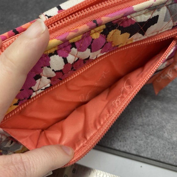 Vera Bradley‎ Pixie Blooms Turnlock and Zip Around Wallet 8 x 5 Retired - Picture 7 of 9